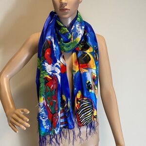 Novelty fish print fringe scarf